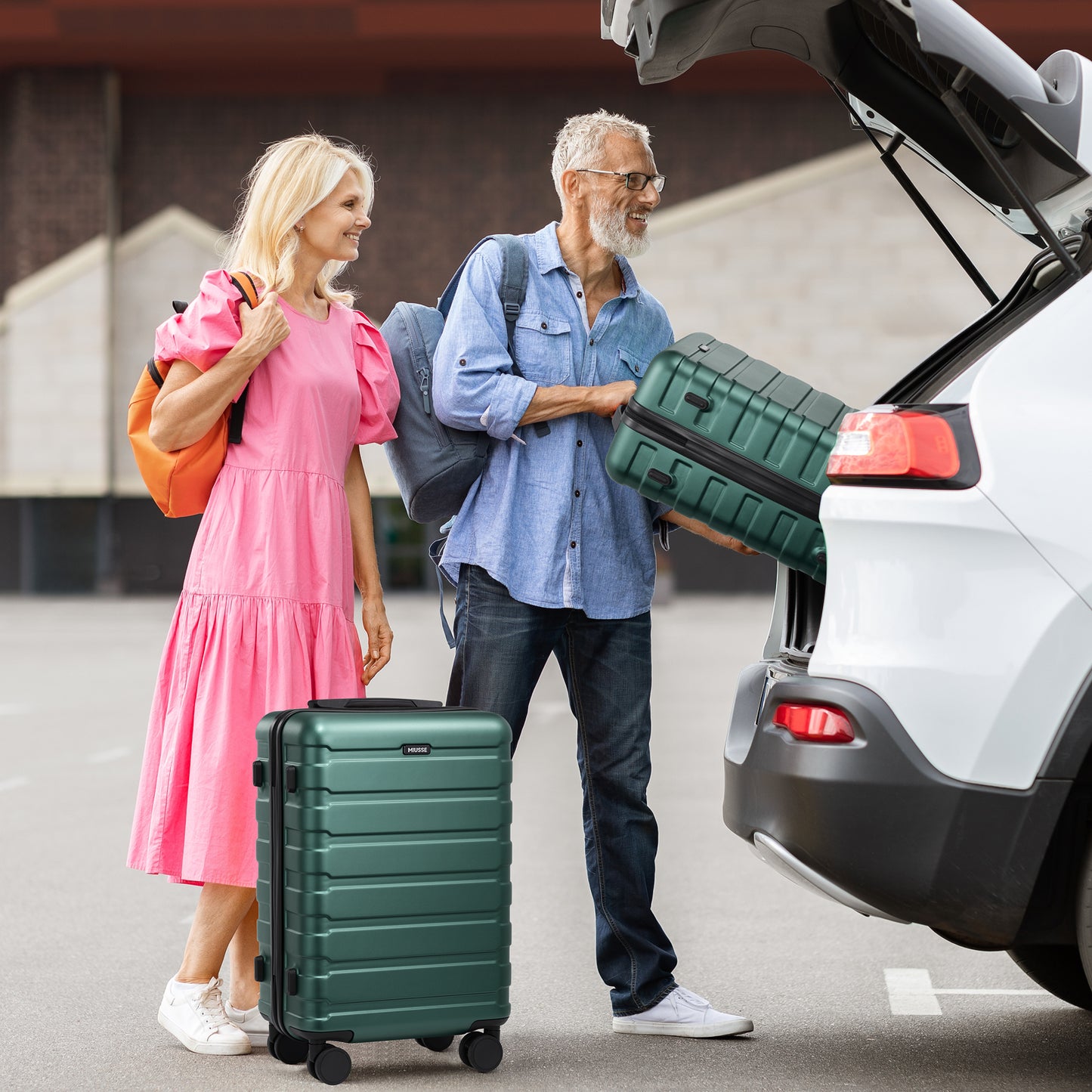 MIUSSE Hardshell Luggage Sets 3 Pieces, Hardside Lightweight Suitcase with Spinner Wheels and TSA Lock, Green Luggage Set 20in24in28in